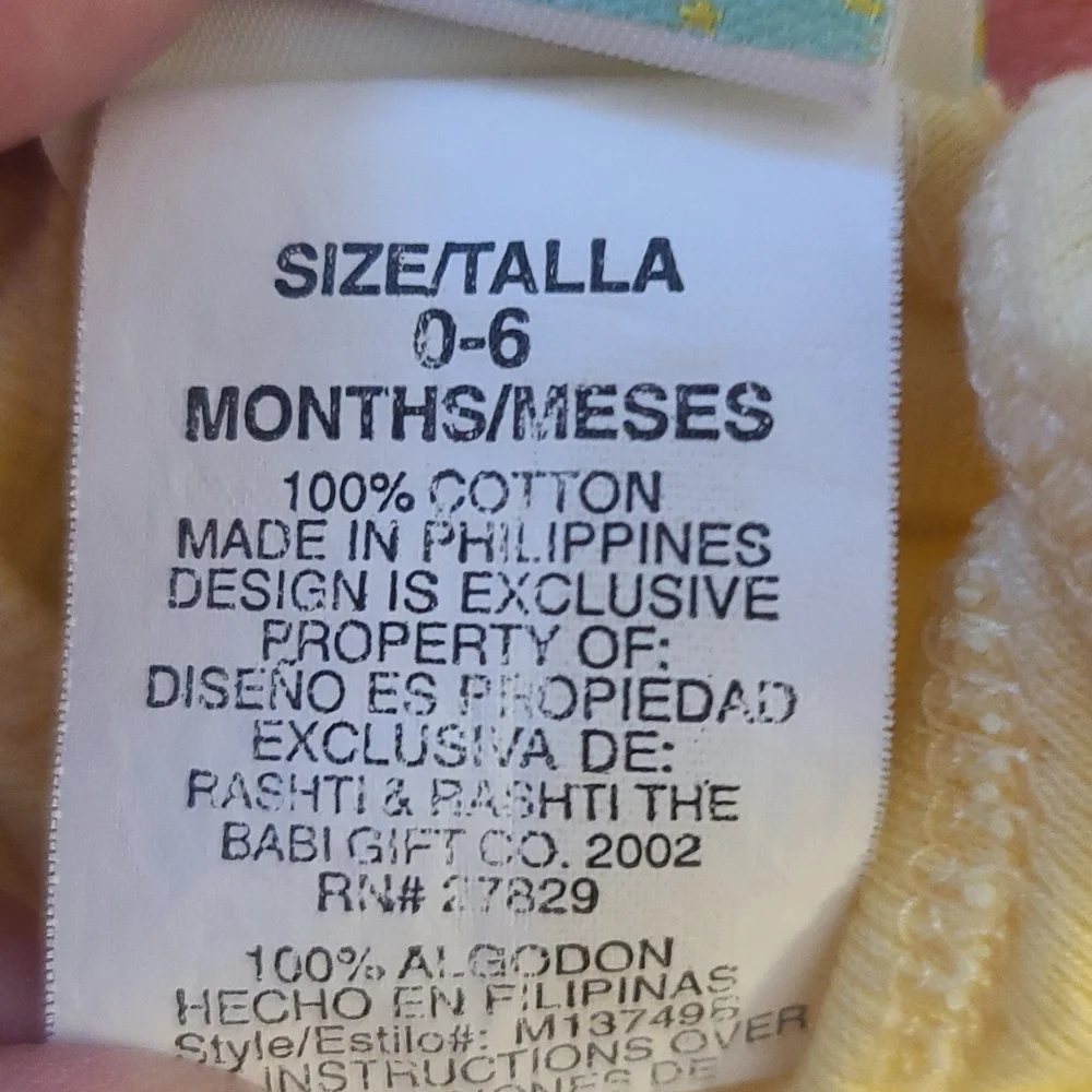 Baby Shirts With One Bib. - Picture 9 of 10